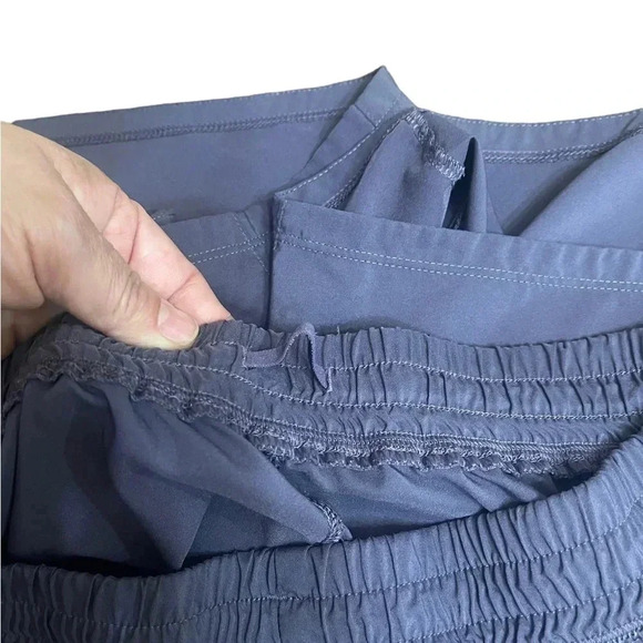 Adidas Climalite Women’s Purple Athletic Shorts Purple and White size Large - Picture 8 of 10